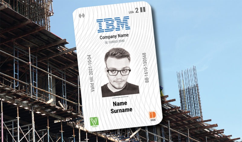 ID06 card displayed at Swedish construction site with scaffolding