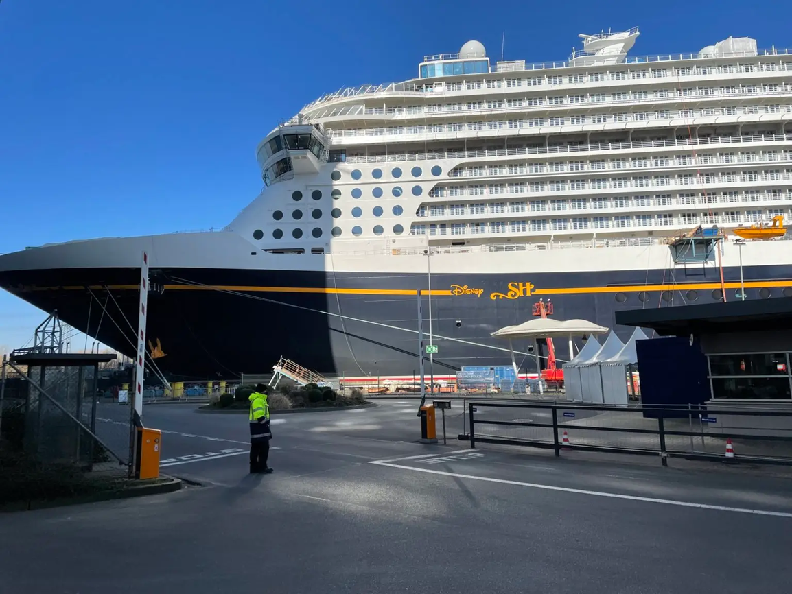 Disney Wish – Cruise Ship Interior Outfitting